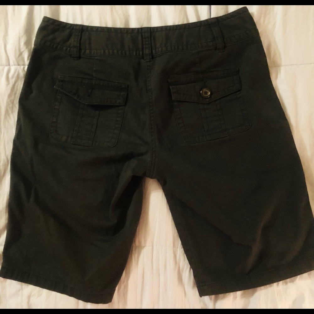 INC SHORTS - Picture 3 of 5